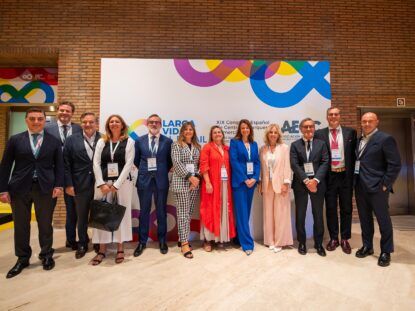 Noticias sobre Retail España Revista Hi Retail | Fotografía de las autoridades en el Congreso Español de Centros y Parques Comerciales